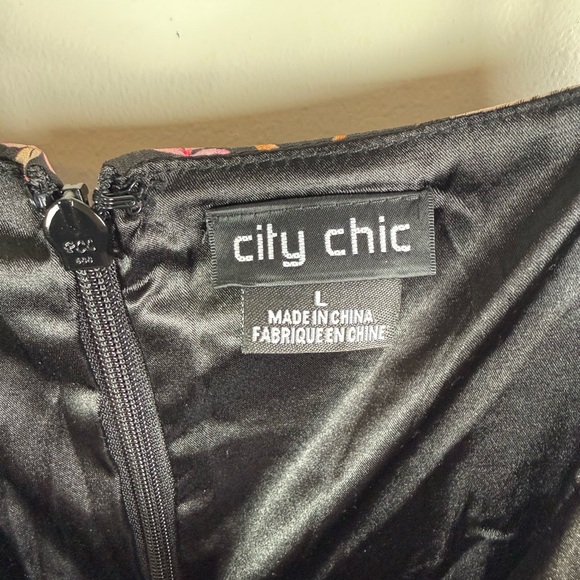 City Chic Black Floral Maxi Dress with Smocked Panels - Picture 9 of 10